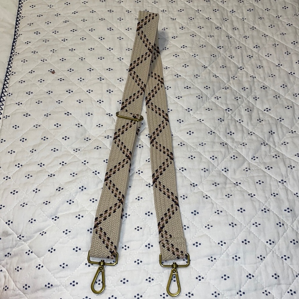 Madewell adjustable bag strap. Tan and pink